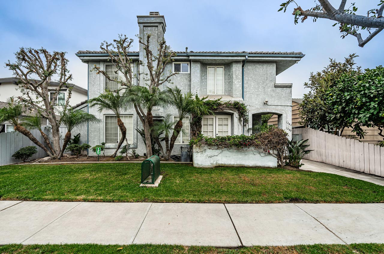 1245 Thomas Ave, San Diego, CA 92109