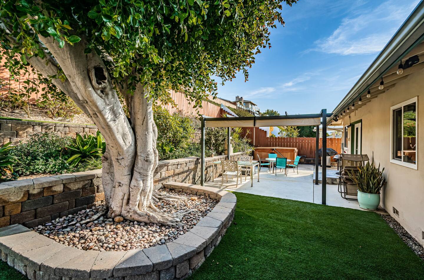 2189 Penrose St, San Diego, CA 92110