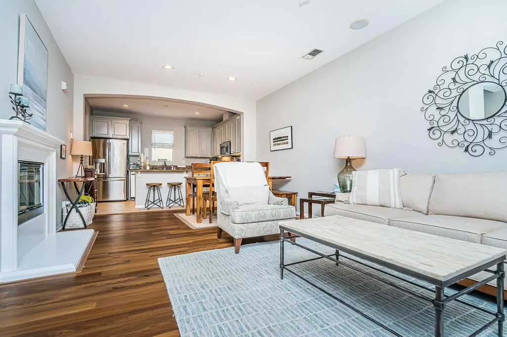 2556 Escala Circle San Diego CA 92108 01