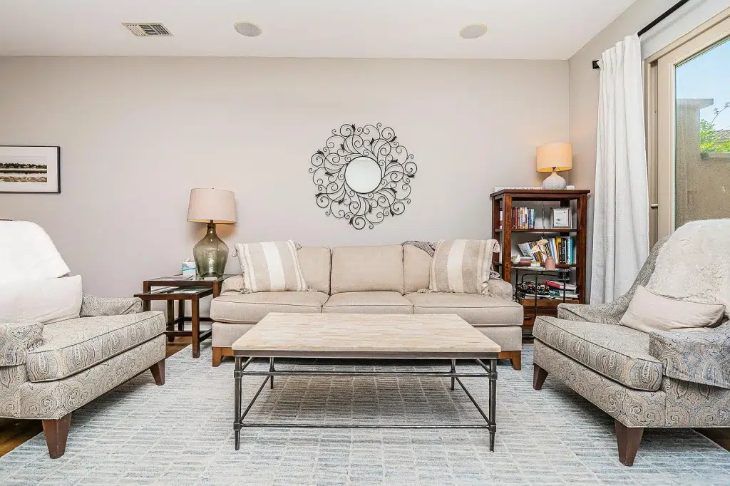 2556 Escala Circle San Diego CA 92108 05