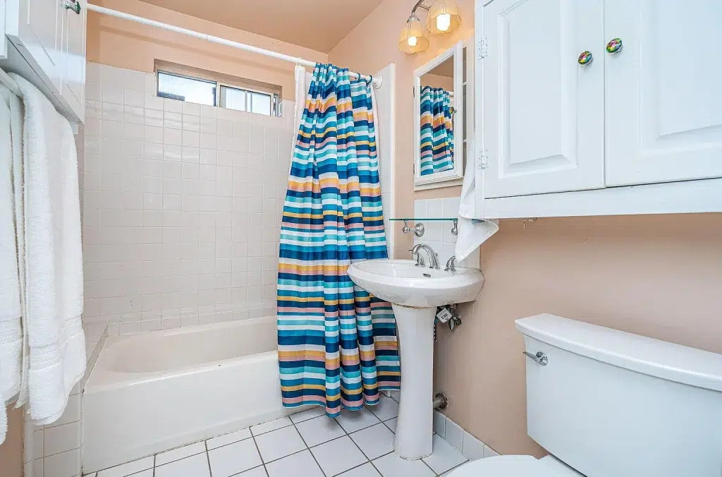 2559 Tuberose St San Diego CA 92105 07