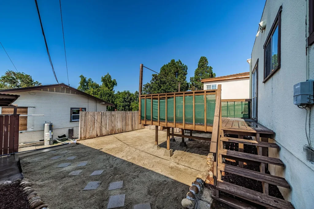 2576 Violet St San Diego CA 92105 09