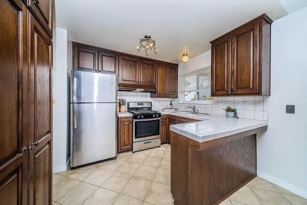 3747 Millikin Ave San Diego CA 92122 1