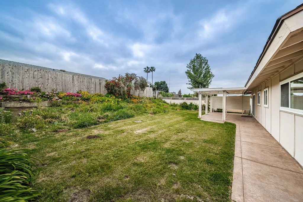 3747 Millikin Ave San Diego CA 92122 10