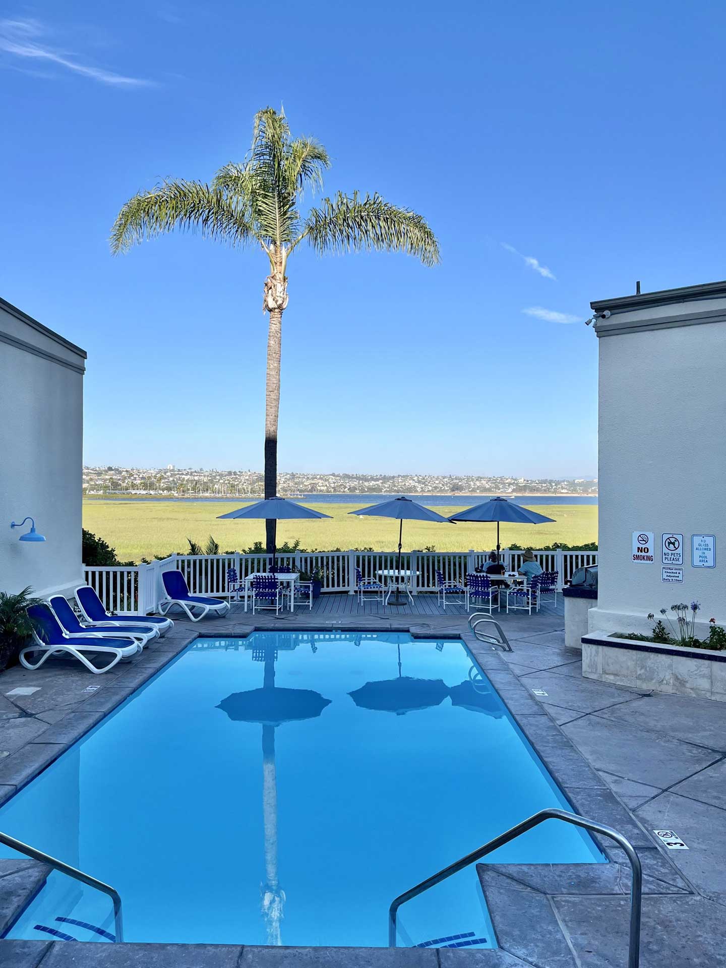 3991 Crown Point Dr #116, San Diego, CA 92109
