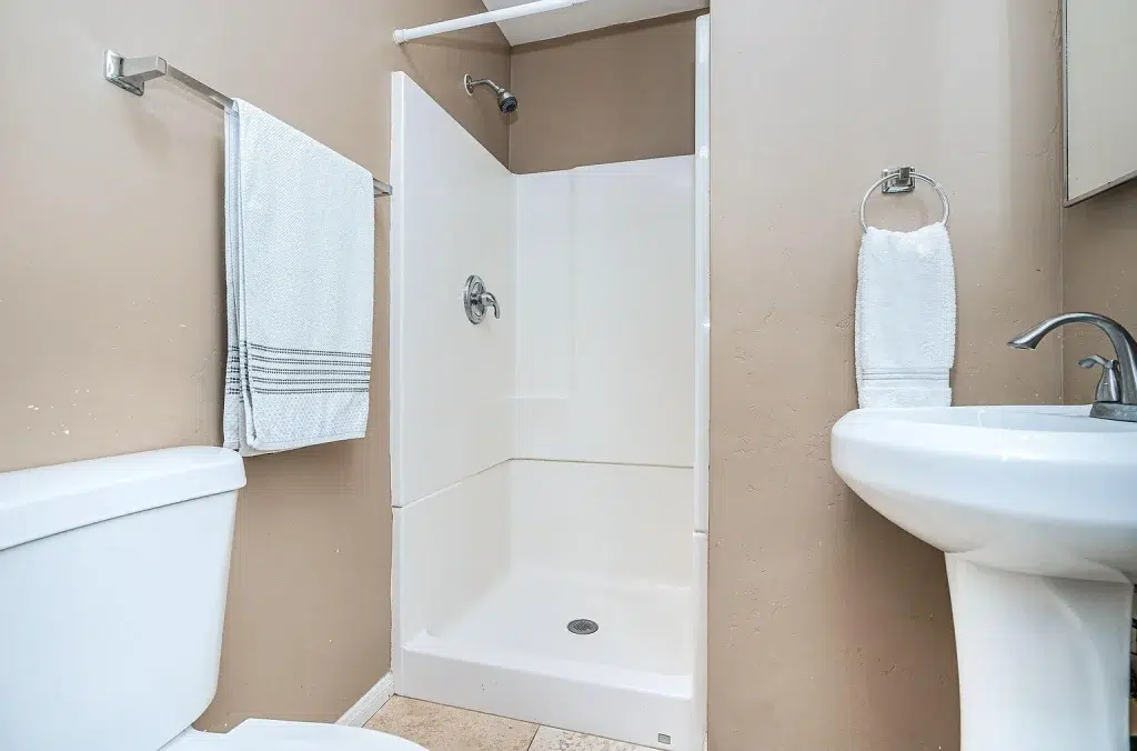 4954 63rd St San Diego CA 92115 08