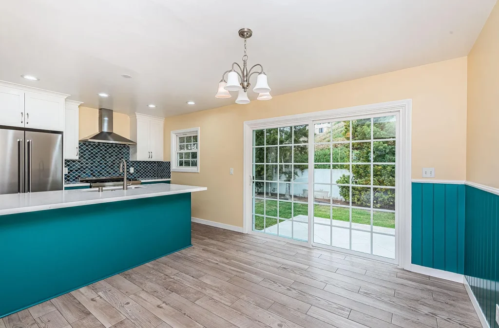 628 Marsolan Ave Solana Beach CA 92075 04