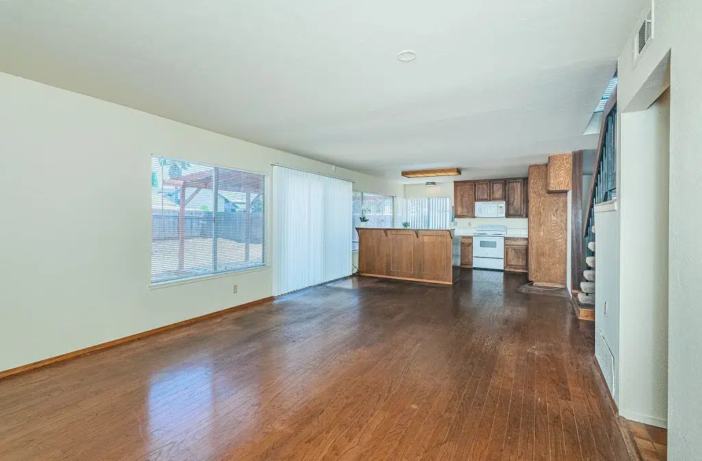 8840 Cassioepia Way San Diego CA 92126 01