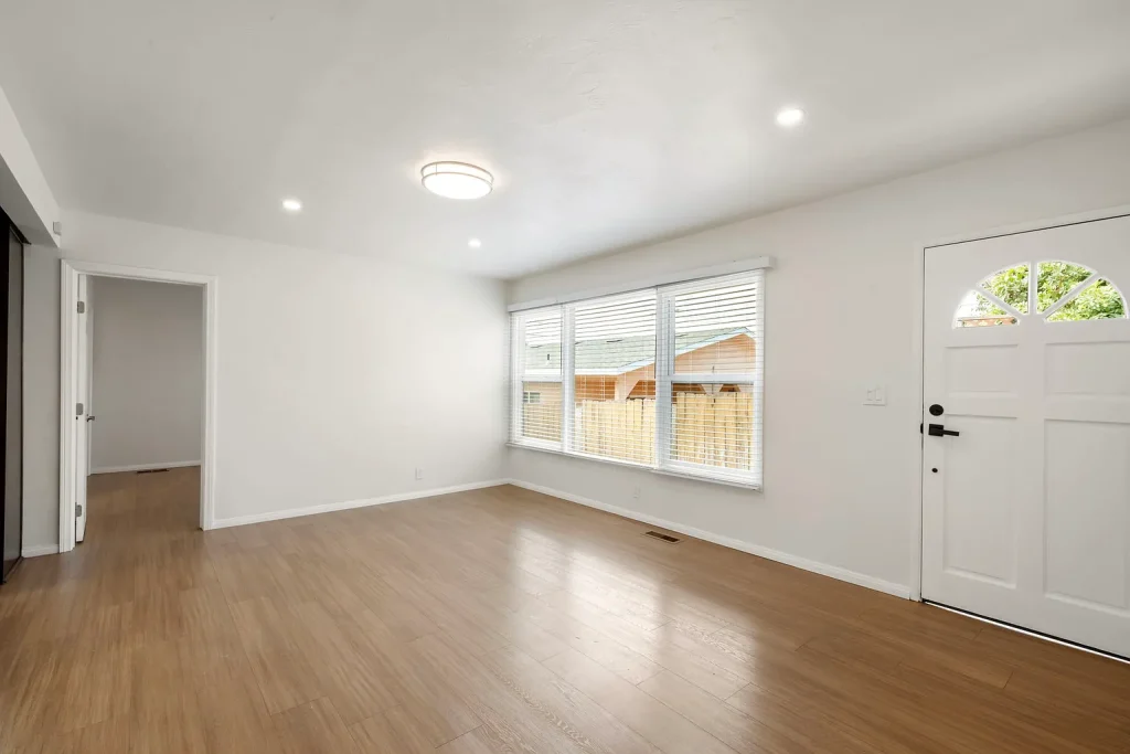 4233 Pepper Dr San Diego CA 92105 02