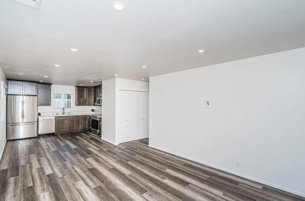 4235 Pepper Dr San Diego CA 92105 07
