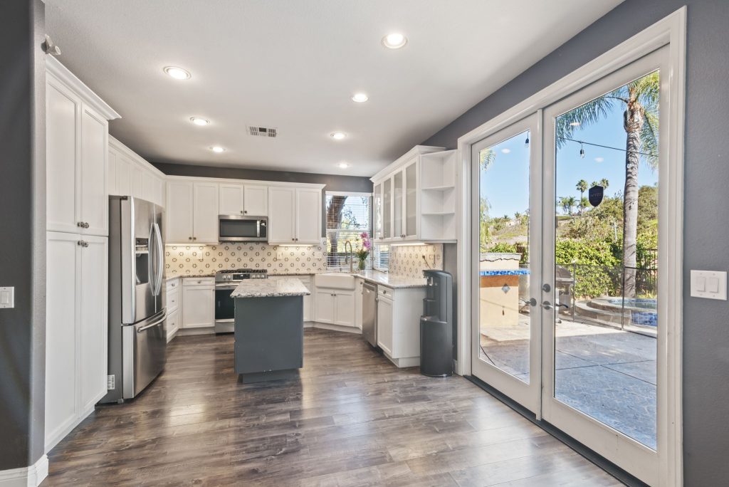 11927 Dapple Way San Diego CA 92128 04