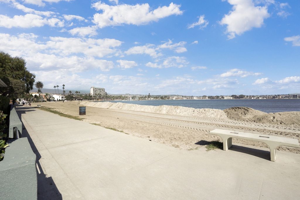 831 Tangiers Ct San Diego CA 92109 03