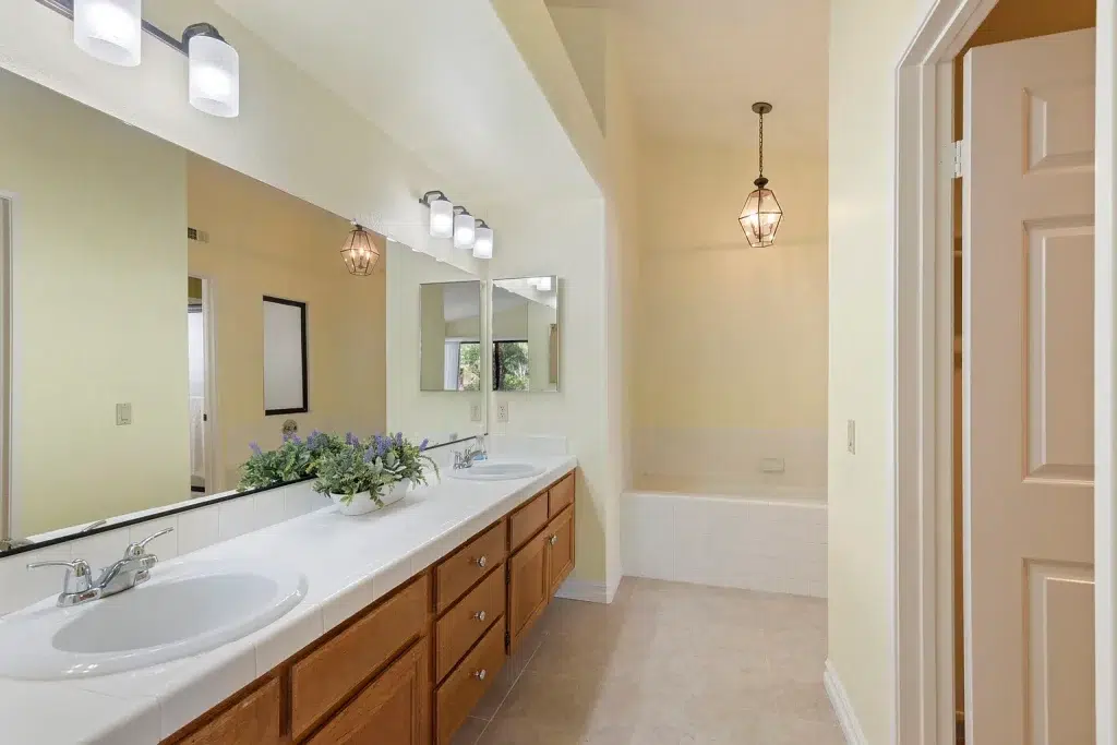 15174 Avenida Rorras San Diego CA 92128 05