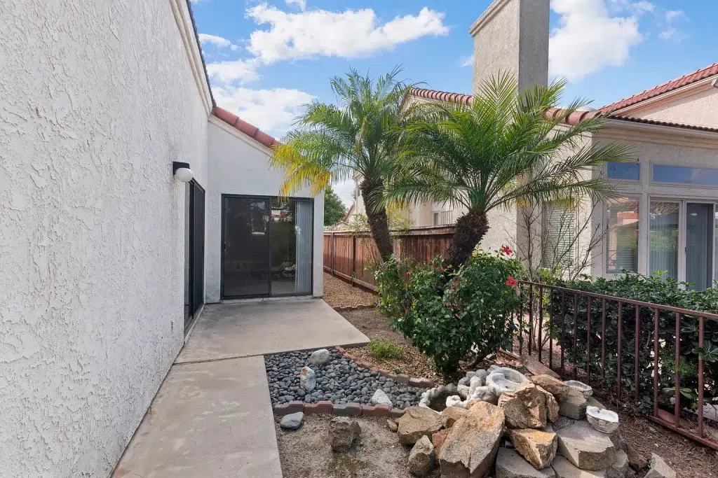 15174 Avenida Rorras San Diego CA 92128 08