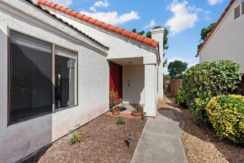 15174 Avenida Rorras San Diego CA 92128 09