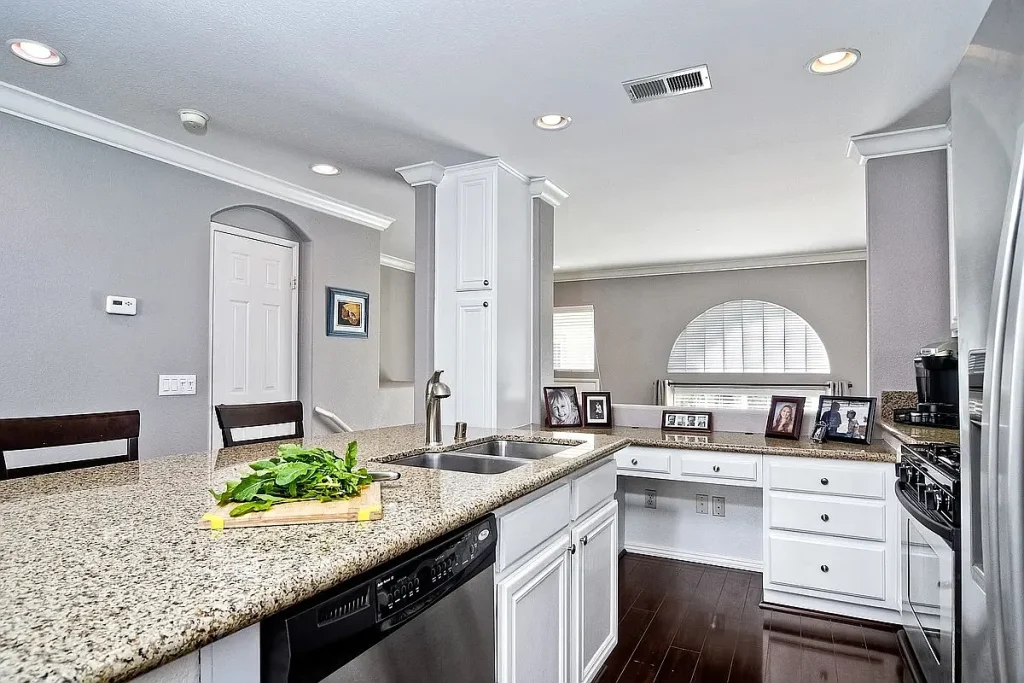 3738 Mykonos Ln Unit 125 San Diego CA 92130 03