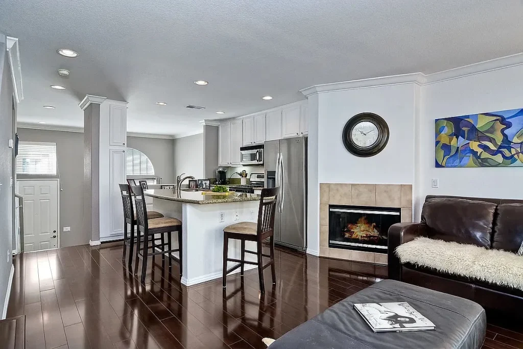 3738 Mykonos Ln Unit 125 San Diego CA 92130 04