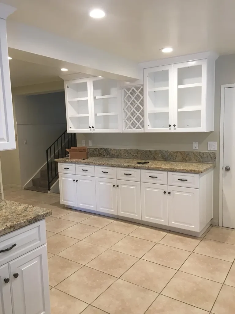 2568 Violet St San Diego CA 92105 04