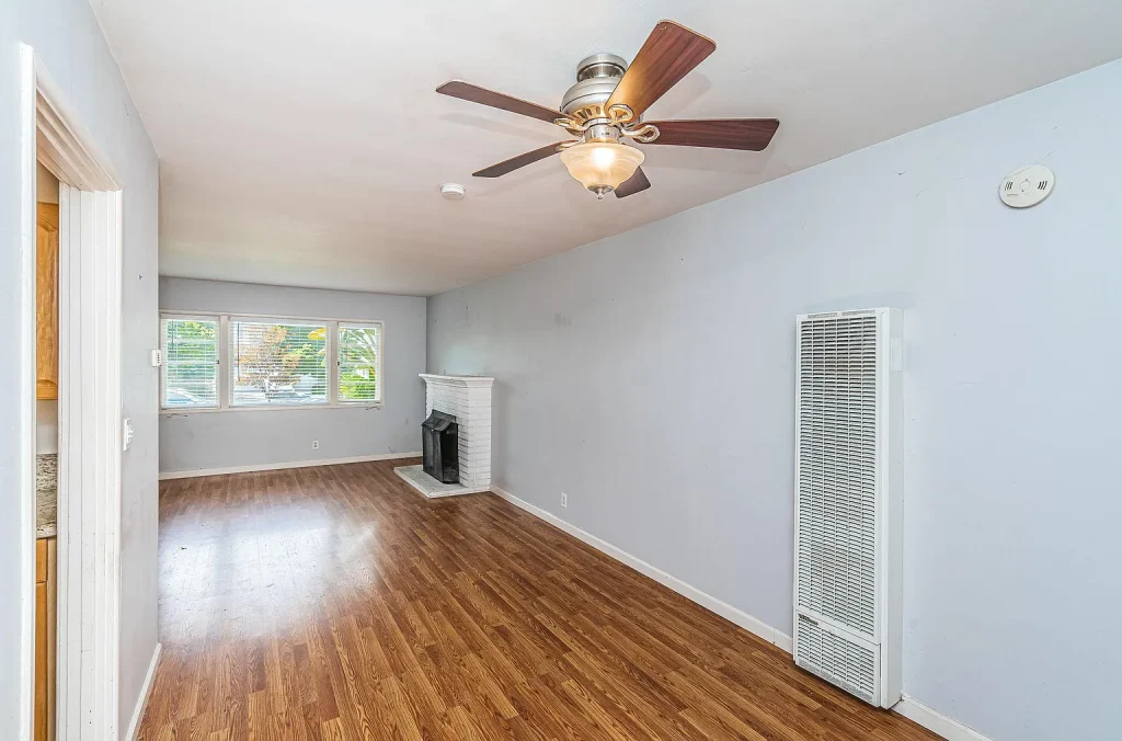 7345 Fay Ave La Jolla CA 92037 09