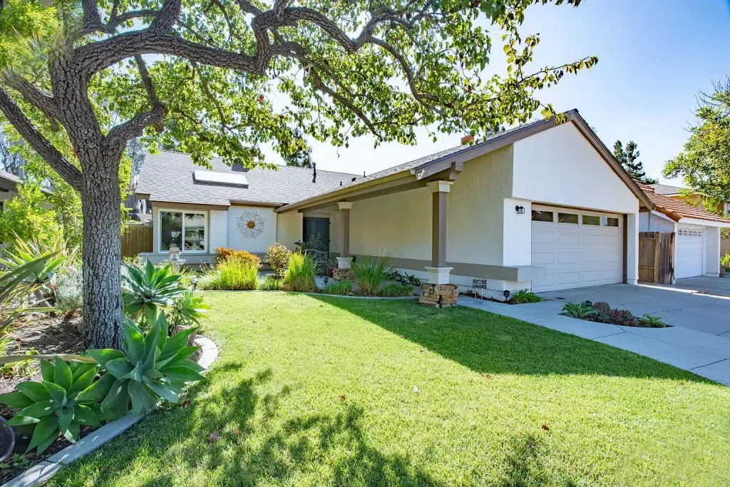 13123 Old West Ave San Diego CA 92129 010