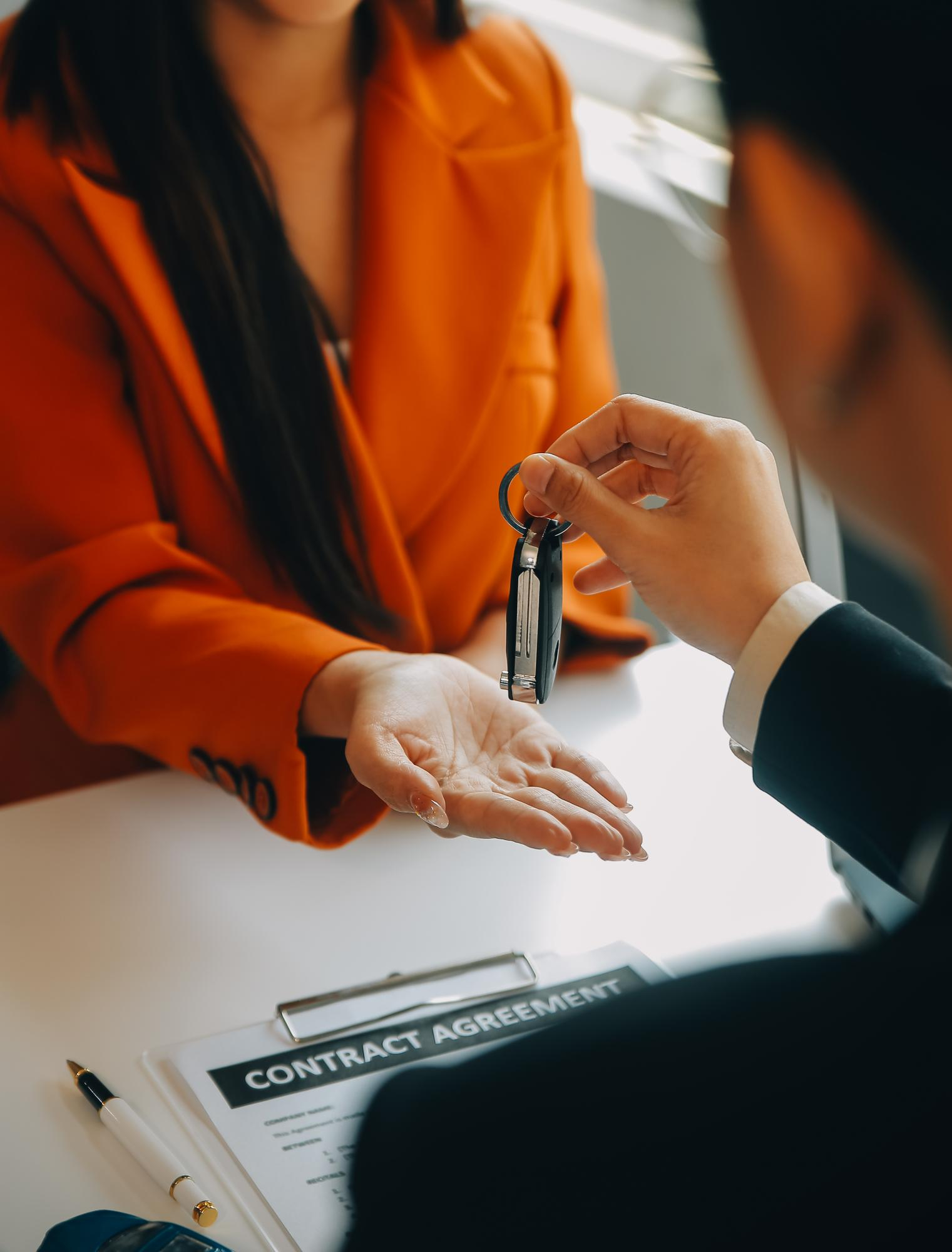 Signing a California rental lease agreement
