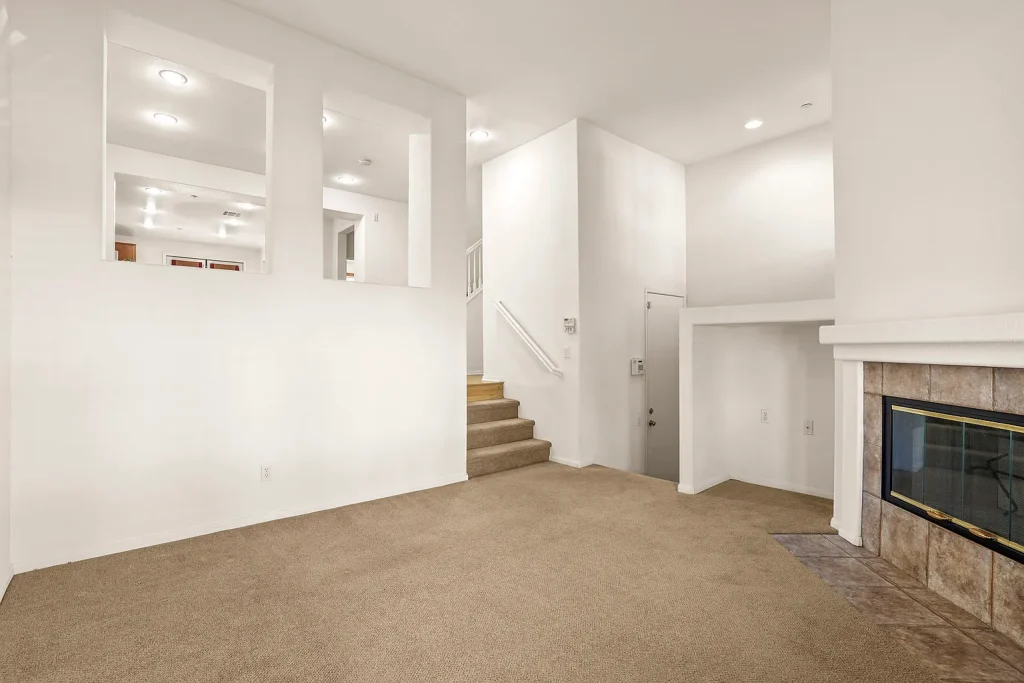 13325 Via Tresca Unit 6 San Diego CA 92129 02
