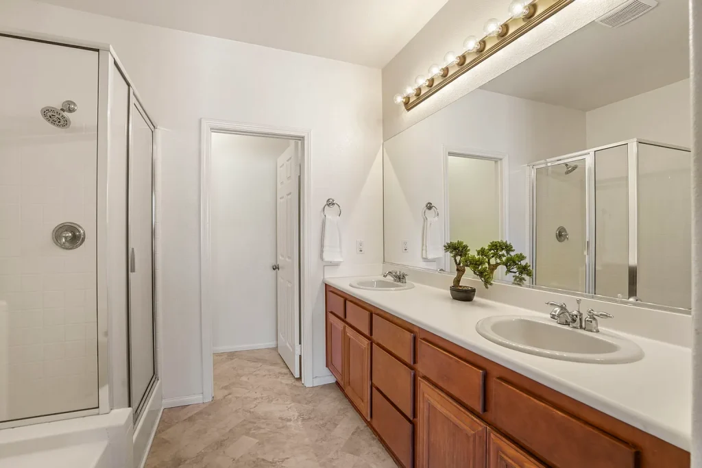 13325 Via Tresca Unit 6 San Diego CA 92129 06